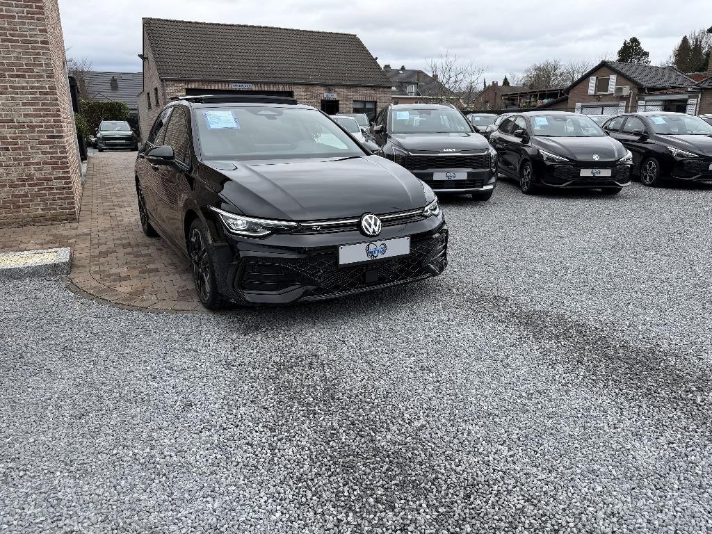 Volkswagen Golf VIII 1.5 eTSI R-Line PANO H/KARDON 360CAM, Autos, Cuir et Alcantara, Achat, Entreprise, Noir