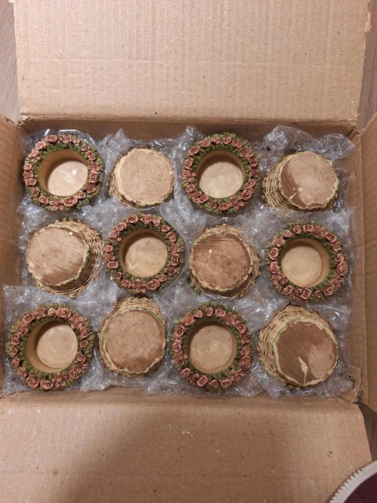 neuf, boîte de 12 bougeoirs, Maison & Meubles, Neuf, Enlèvement ou Envoi, Chandelier, Synthétique