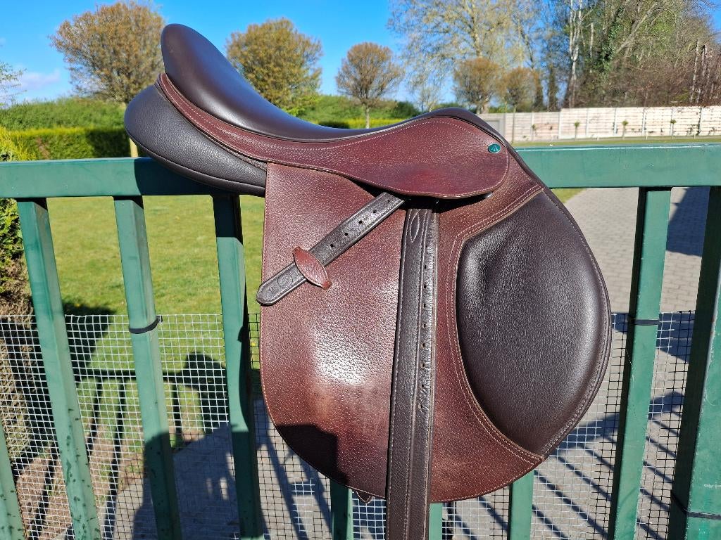 Arena jump zadel, Dieren en Toebehoren, Paarden