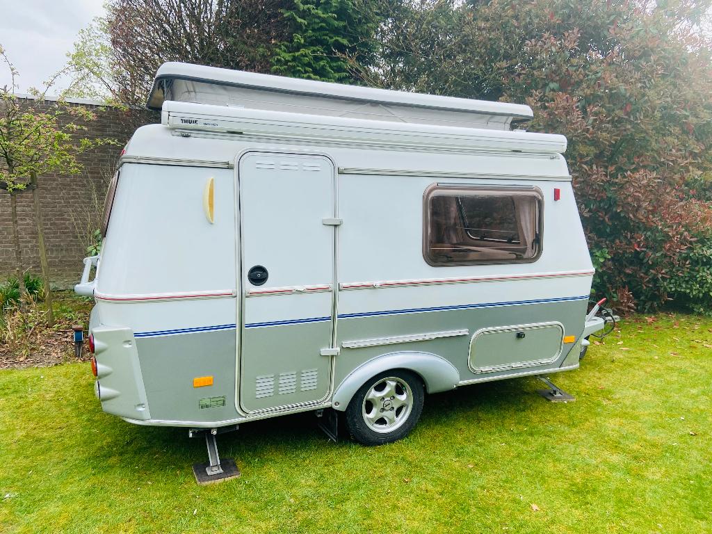 Eriba Touring Puck L 230 GT, keuringsvrij mtm 750 kg, Caravanes & Camping, Caravanes, Particulier, jusqu'à 2, 500 - 750 kg, Siège standard
