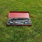 Dopsleutels, Ophalen