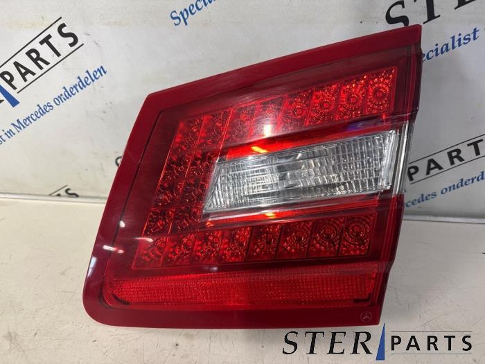 Achterlicht rechts van een Mercedes E-Klasse, Gebruikt, -, Ophalen of Verzenden, -