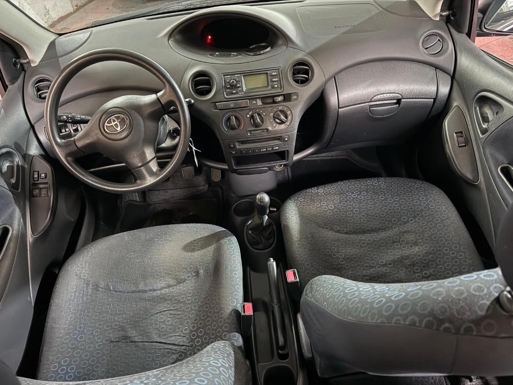 TOYOTA YARIS 1.3, Autos, Toyota, Achat, Boîte manuelle, 5 portes, 5 places