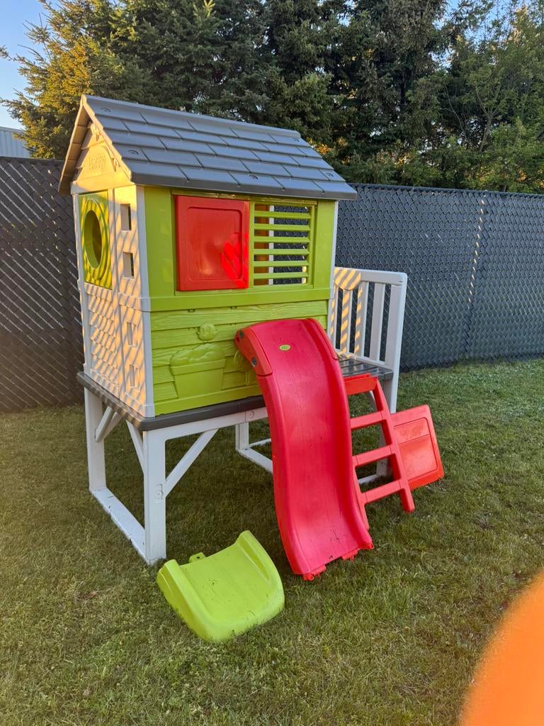 Smoby speelhuisje, Kinderen en Baby's, Speelgoed | Buiten | Speelhuisjes, Zo goed als nieuw, Kunststof, Ophalen