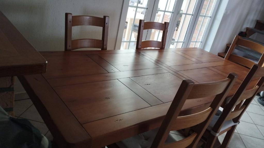 Table de Salle à manger et chaises en chêne, Huis en Inrichting, Complete eetkamers, Zo goed als nieuw, 6 tot 8 stoelen, Ophalen