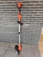 Grastrimmer Black+Decker, Ophalen