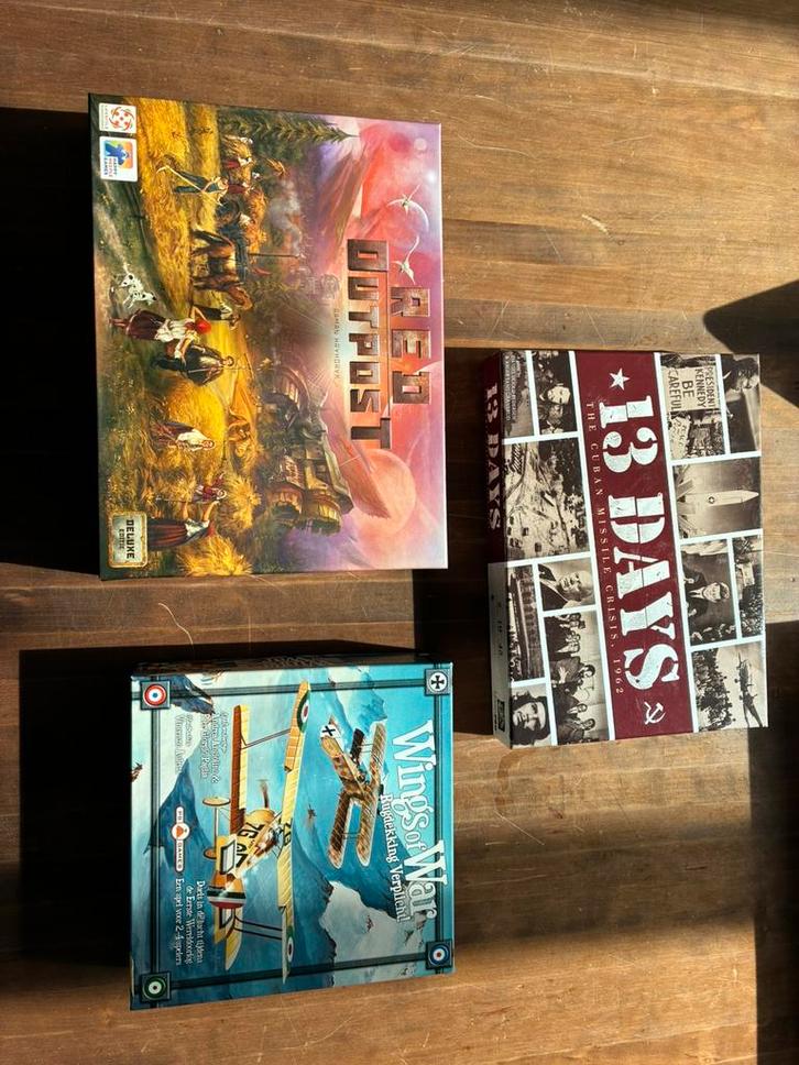 Lotje boardgames, Boeken, Strips | Comics, Zo goed als nieuw, Ophalen of Verzenden