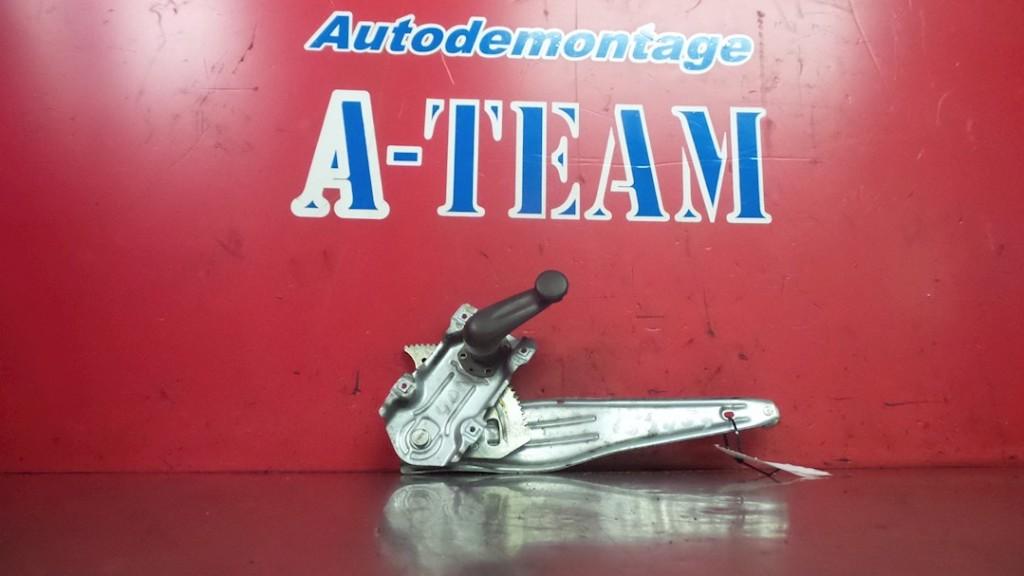 RAAMMECHANIEK LINKS ACHTER Toyota Yaris (P1), Gebruikt, Toyota