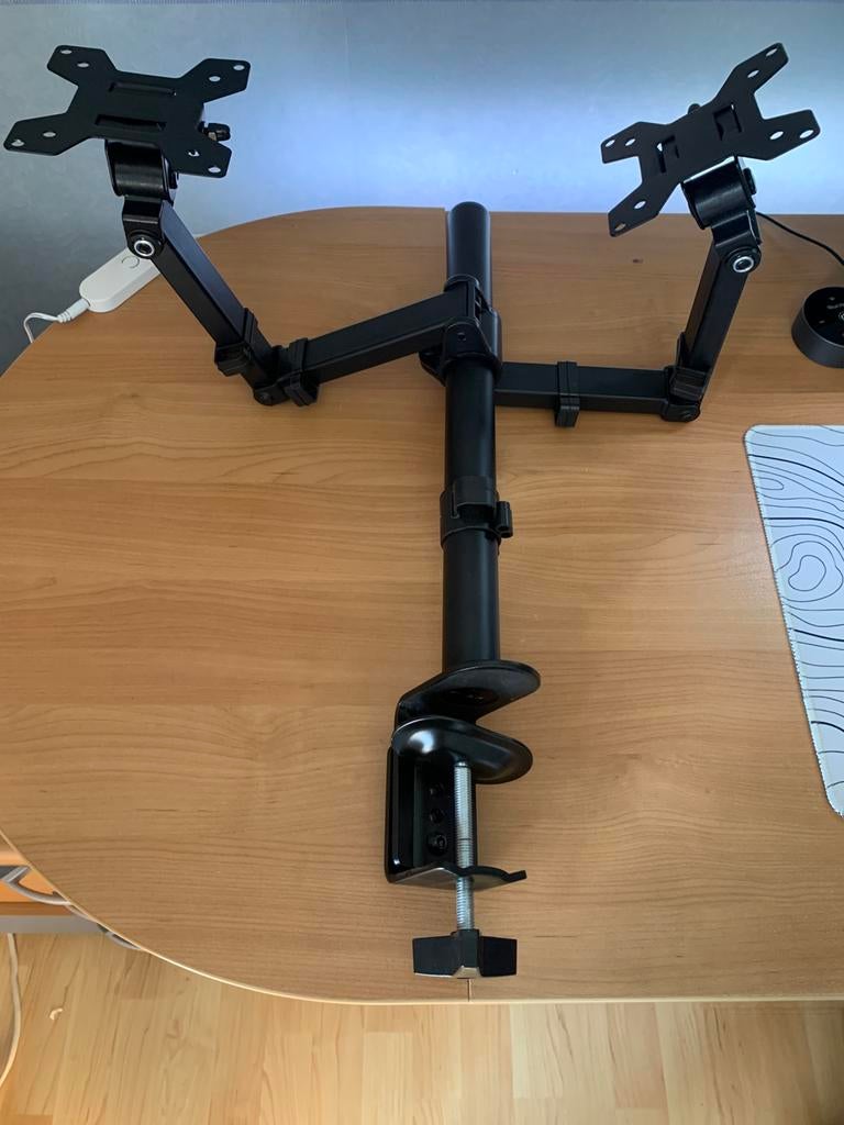 Vivid Green dual monitor arm, Computers en Software, Monitoren, Ophalen of Verzenden, Zo goed als nieuw, In hoogte verstelbaar