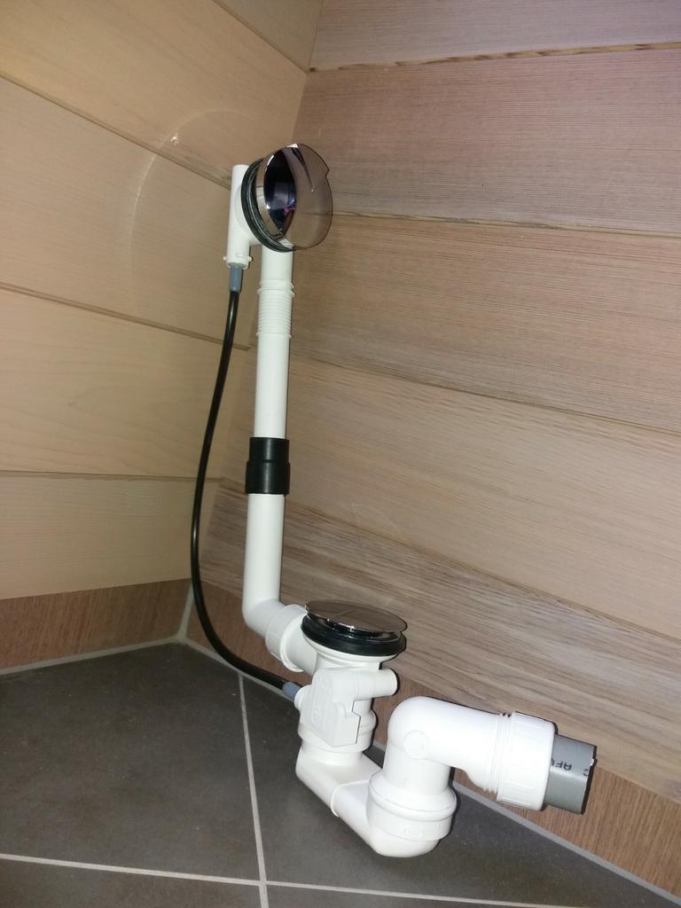 Viega badsifon compleet, Ophalen of Verzenden, Zo goed als nieuw, Chroom