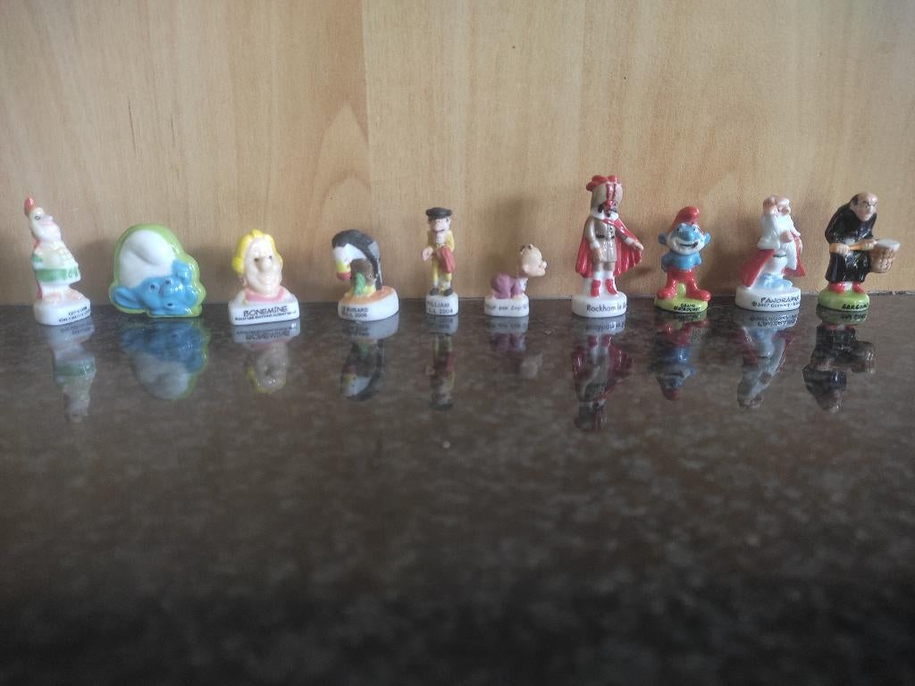 10 fèves sur le thème de la bande dessinée., Enlèvement ou Envoi, Autres personnages, Neuf, Statue ou Figurine