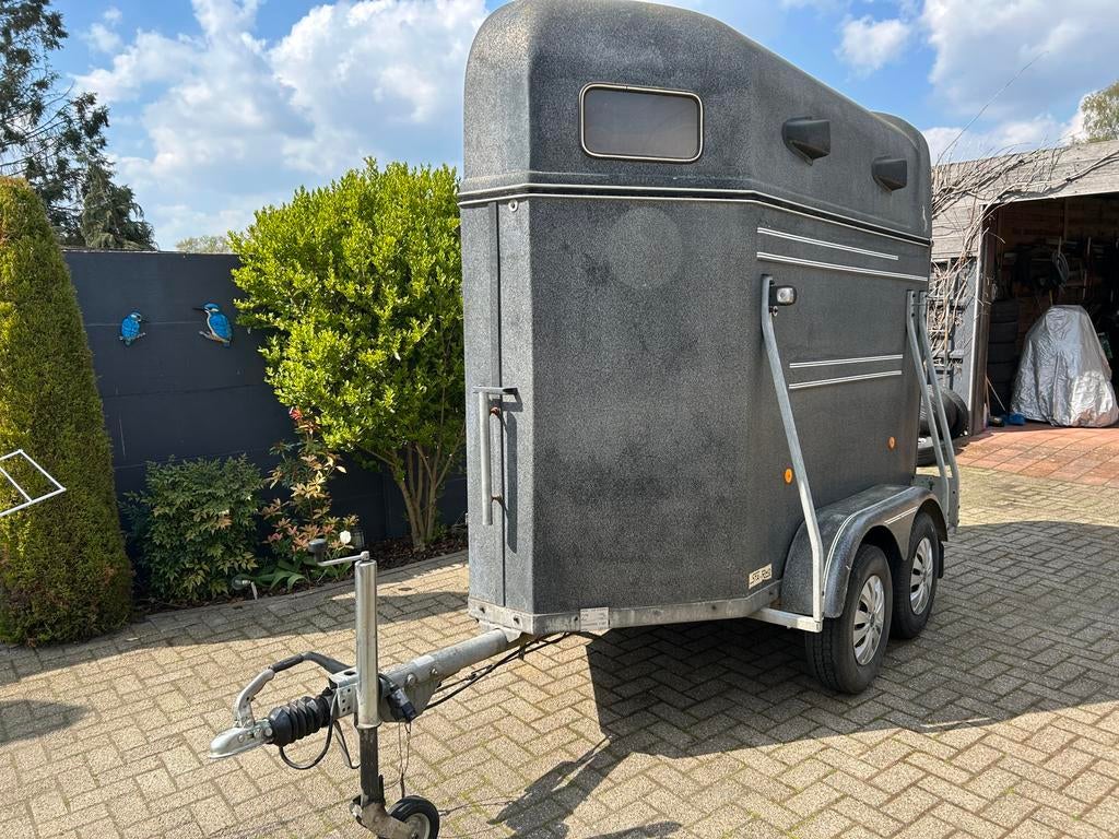 11/2 paarden remork, Ophalen, Zo goed als nieuw, Polyester