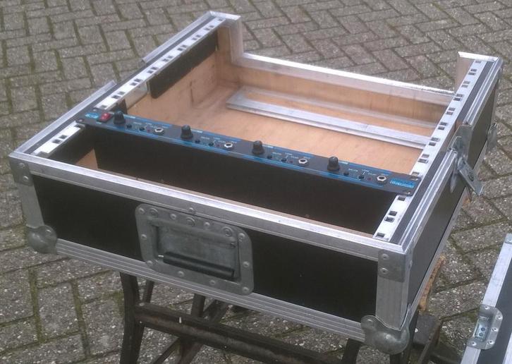 Flightcase mengpaneel 19 inch en 11HE (8 x 14cm), Muziek en Instrumenten, Behuizingen en Koffers, Gebruikt, Overige instrumenten