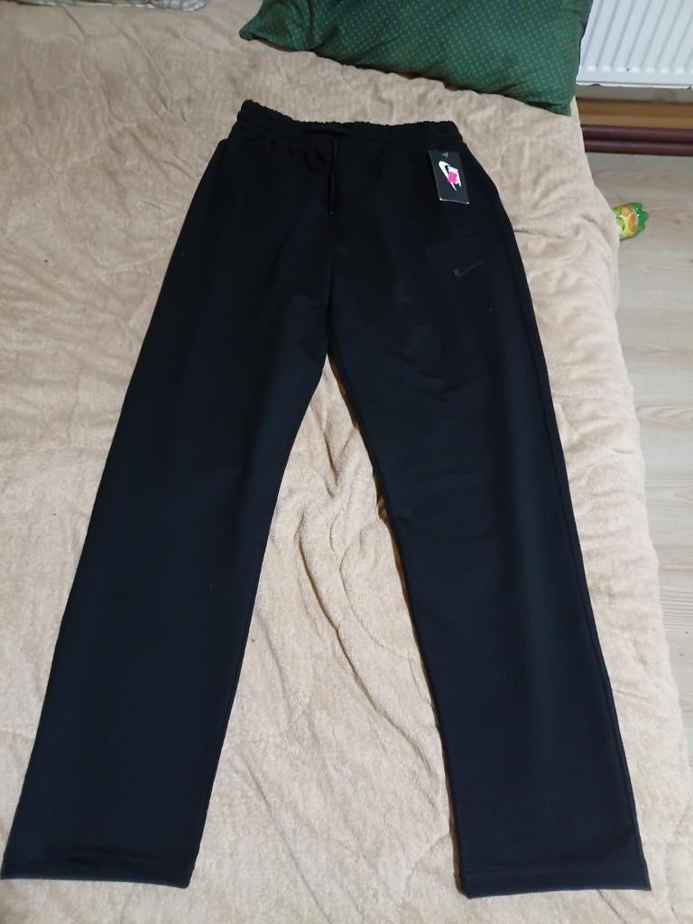 Nike training broek, Vêtements | Hommes, Pantalons, Enlèvement ou Envoi, Noir
