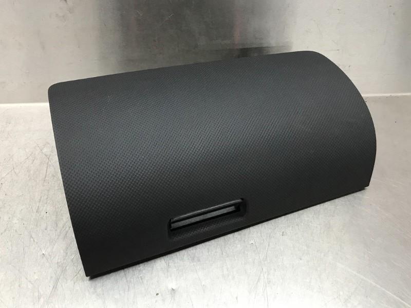 BOITE A GANTS Toyota Urban Cruiser (01-2009/03-2016), Utilisé, Toyota