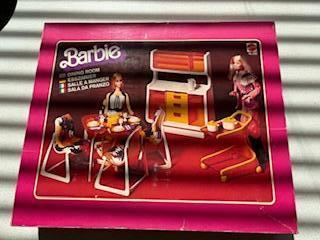 Barbi eetkamer, Ophalen, Zo goed als nieuw, Barbie