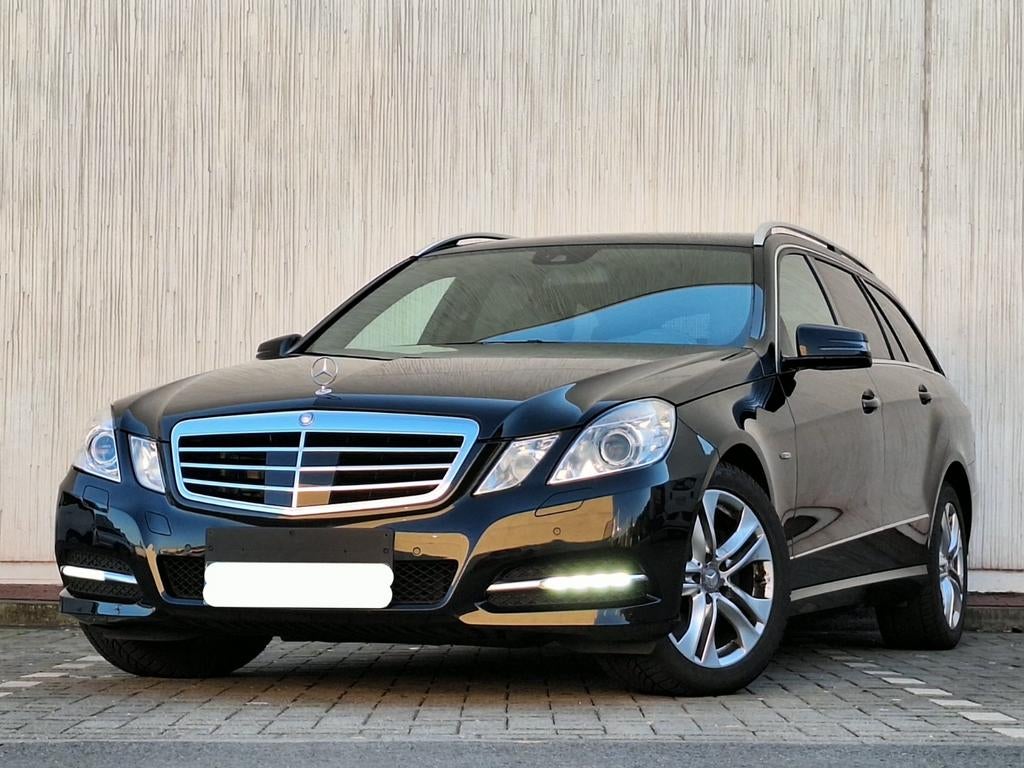 Mercedes E350d /V6/4MATIC/BOITE AUTOMATIQUE/195kw/

️, Autos, Mercedes-Benz, Cuir, Euro 5, Achat, Entreprise