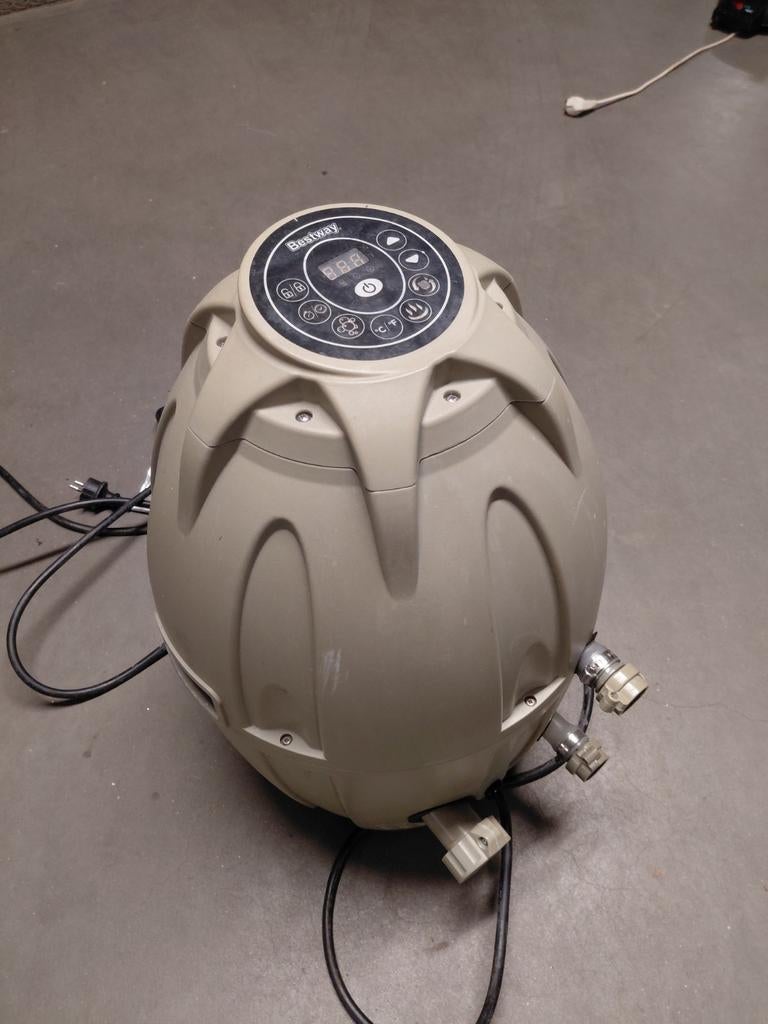 Lay-z-spa pomp/filter/verwarming (Bestway) model 54123, Tuin en Terras, Ophalen, Zo goed als nieuw, Filter, Opblaasbaar