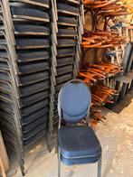 50 stoelen metaal en stof, Huis en Inrichting, Stoelen, Ophalen, Gebruikt, Blauw, Metaal