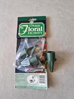 3 groene kaarsenhouders in plastiek voor bloemschikken, Enlèvement ou Envoi, Neuf, Matériel