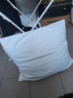 OREILLER HEMA MOELLEUX  60/70 cm PLUMES 90 pr cents, Enlèvement, Oreiller