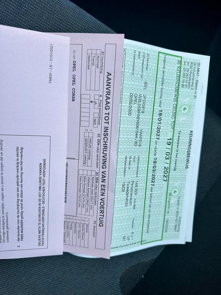 Opel Corsa 09/2000 essence homologuée à vendre 1150€, Autos, Opel, Particulier, Corsa, Radio, Essence, Enlèvement