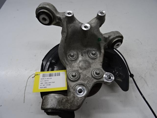 MOYEU DE ROUE ARRIÈRE DROIT A (W176) (2460408), Mercedes-Benz, Mevr. I. Hauben, Utilisé, Rue de l'Espoir 34 34
4030  GRIVEGNÉE, BE