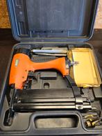 Niet nagelpistool, Ophalen