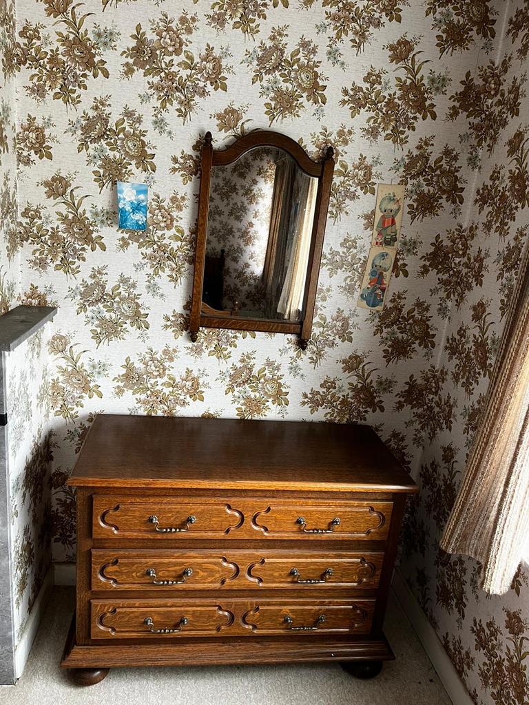 Massief eiken commode + spiegel, Ophalen, Zo goed als nieuw