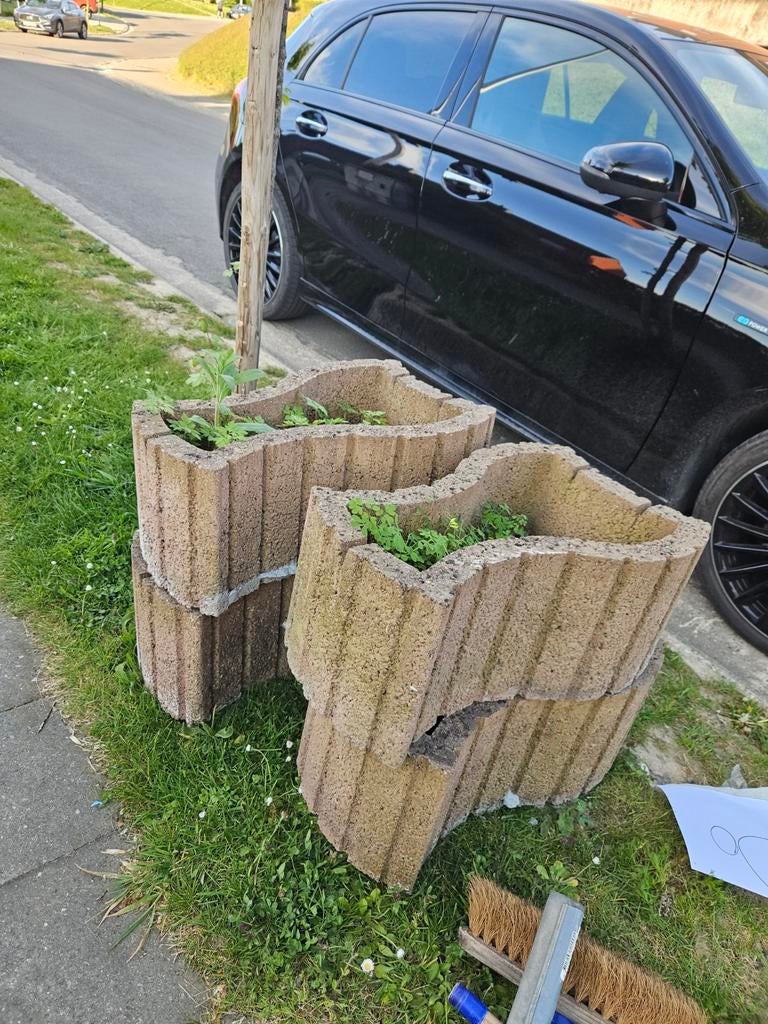 Bac de jardin 4, Enlèvement, Jardin