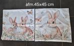 2 verschillende kussenhoezen konijntjes afm 45x45 cm, Enlèvement