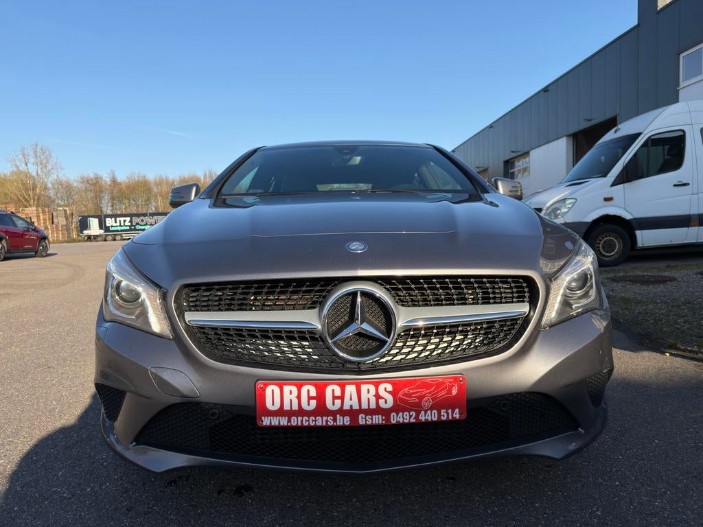 Mercedes-Benz CLA 180 SHOOTING BRAKE, GARANTIE, 122 kW, 4 cilinders, Leder en Stof, Beige