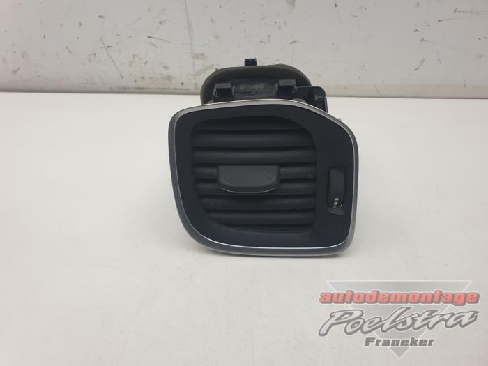 Grille aération tableau de bord d'un Volvo V60, -, 3 mois de garantie, -, -