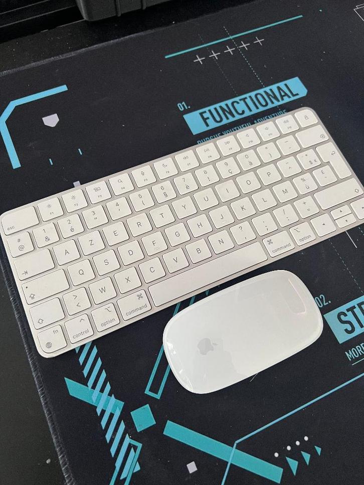 Apple Magic keyboard & mouse 2, Informatique & Logiciels, Claviers, Comme neuf, Azerty, Sans fil, Ensemble clavier et souris, Enlèvement ou Envoi