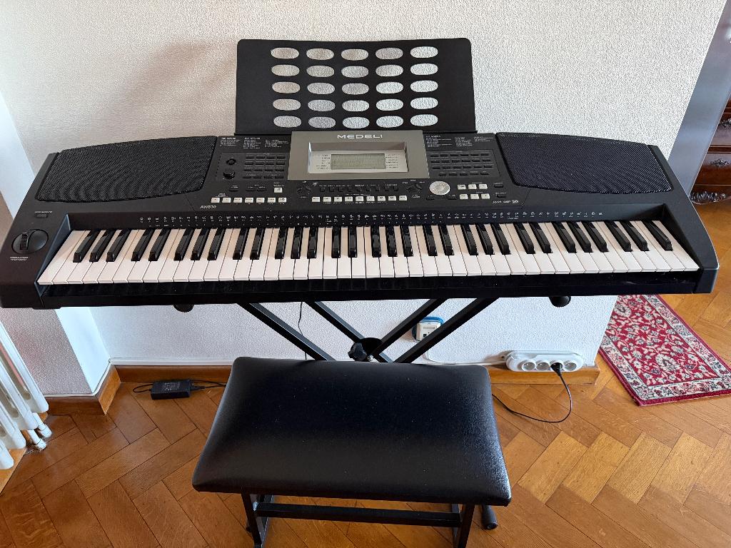 Keyboard Medeli AW380, Muziek en Instrumenten, Ophalen, Gebruikt, Met standaard, Medeli