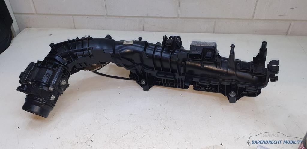 Inlaatspruitstuk Gasklephuis gloeirelais 851365508 BMW B47D2, Petuelring 130
80788  Munich, DE, Gebruikt, Info@bmw.de, BMW