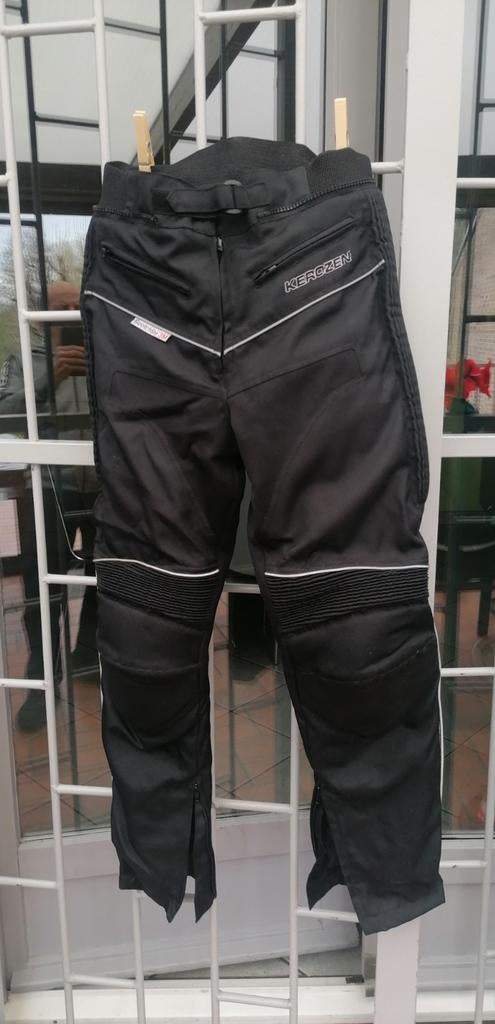 Pantalon moto, Enlèvement