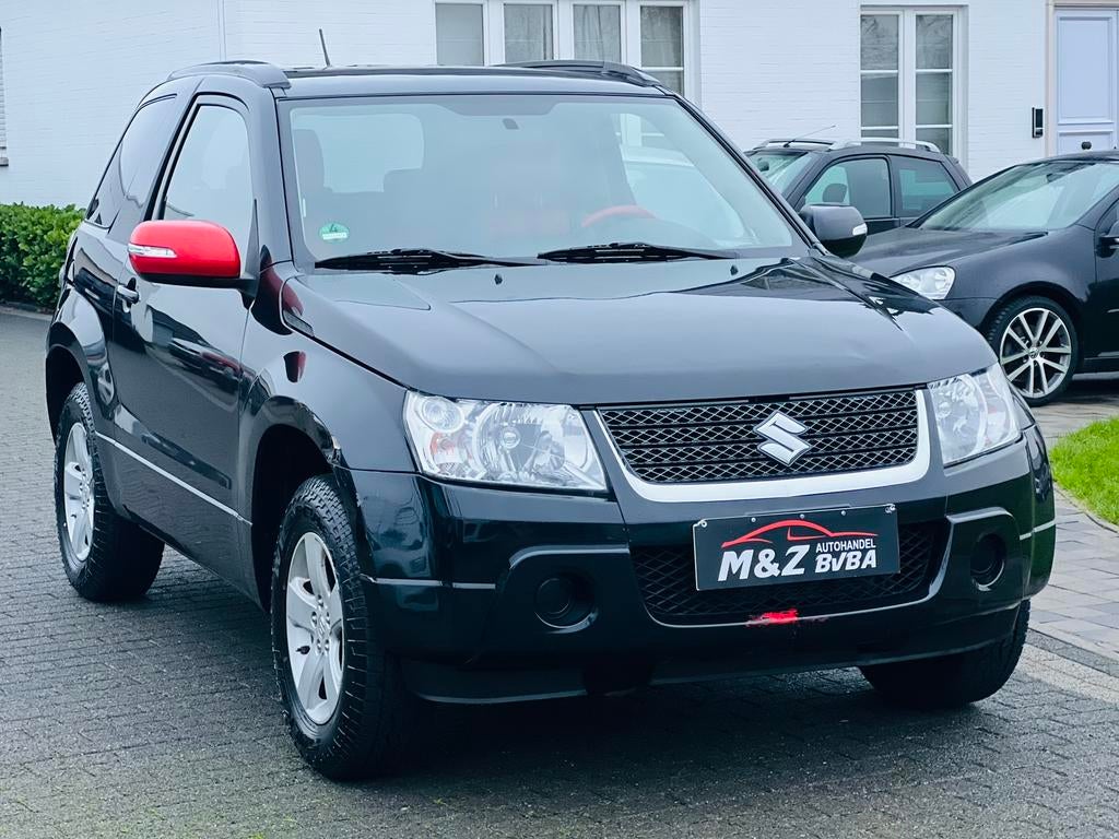 Suzuki Grand Vitara Club * 1.6i BENZINE * 122.000 Km * LEDER, Auto's, Euro 5, Zwart, Leder, Bedrijf