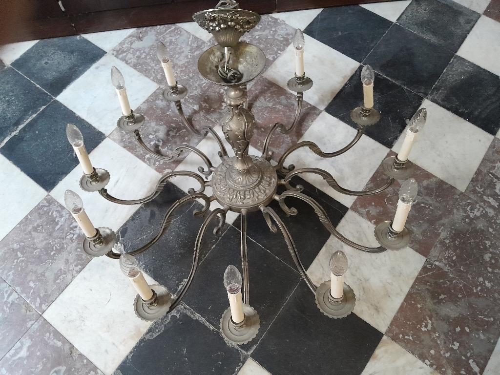 Magnifique lustre à 12 branches envergure 90 cm, Enlèvement, Comme neuf