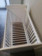 Wit houten Babybedje met waterdicht matrasje, Ophalen, Zo goed als nieuw, Matras