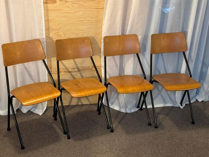 Lot de Chaises vintage post modern, Maison & Meubles, Chaises, Comme neuf, Une, Métal, Noir, Enlèvement