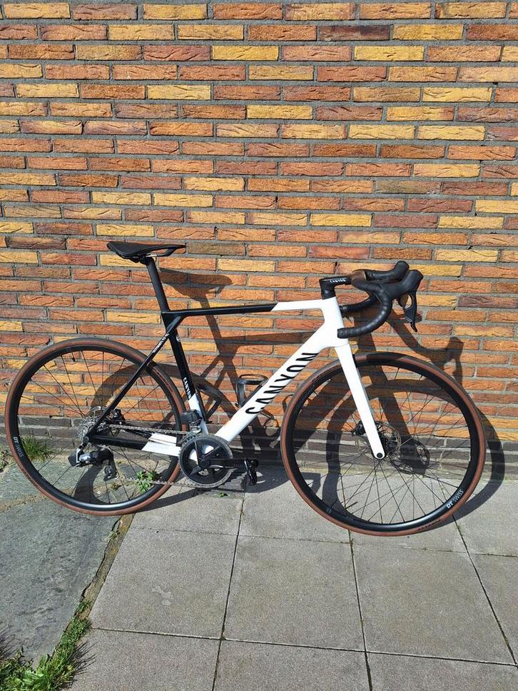 CANYON Ultimate CF SL 7 AXS, Fietsen en Brommers, Fietsen | Racefietsen, Ophalen