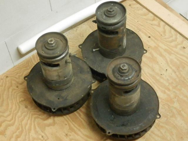 Dynamo VW Kever of Karmann Ghia, 12 volt, 3 stuks., Auto-onderdelen, Motor en Toebehoren, Oldtimer onderdelen, Volkswagen, Gebruikt