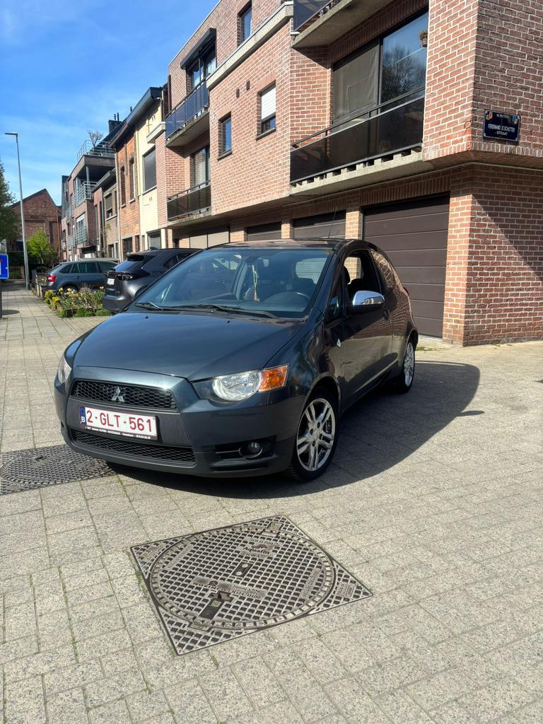 Mitsubishi colt 2009 essence 1.3, Autos, Mitsubishi, Particulier, Colt, ABS, Régulateur de distance, Airbags, Air conditionné