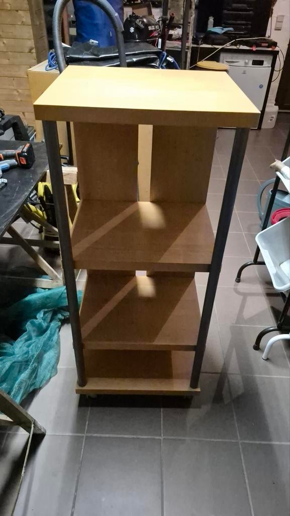 Kastje op wielen, Ophalen