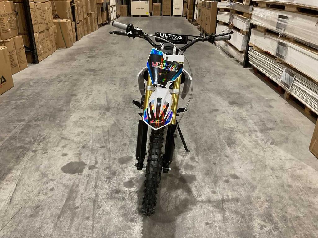 Ultra Motocross DB003 26DE 125cc moto bleue, Entreprise, Autre, Ultra Motocross