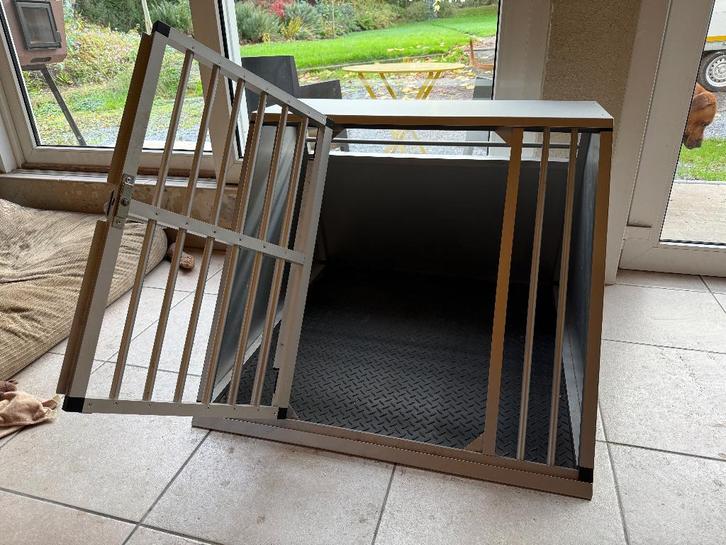 Hondenbench voor auto, Animaux & Accessoires, Caisses pour chiens, Comme neuf, Enlèvement