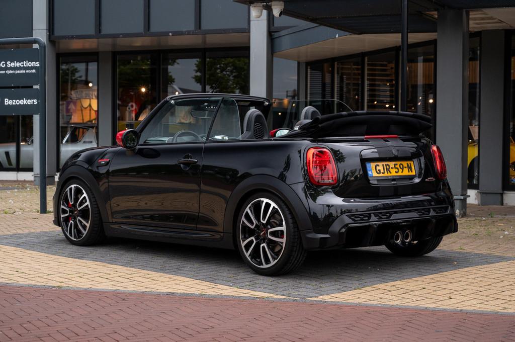 MINI John Cooper Works Cabriolet 231pk (bj 2022, automaat), Auto's, Mini, Automaat, Gebruikt, Euro 6, Cabriolet