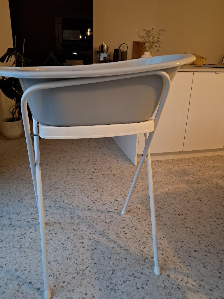 Babybadje en staander, Ophalen, Zo goed als nieuw, Badje, Overige merken