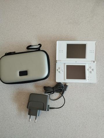 Nintendo ds lite beschikbaar voor biedingen